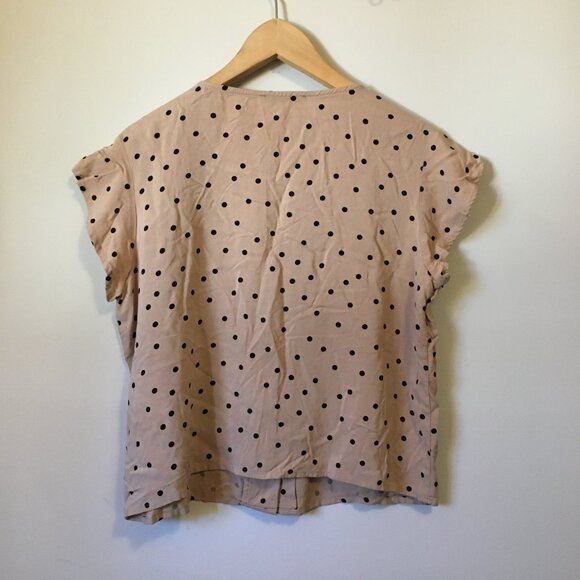 NWOT Rockabilly Polka Dot Flutter Cap Sleeve Button Up Blouse - Picture 2 of 15